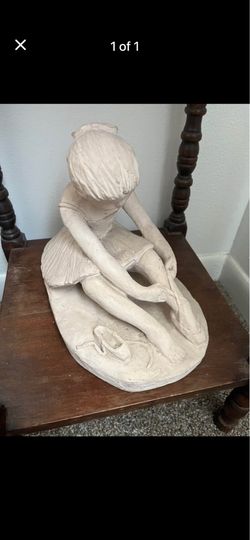 Dee Crowley’s Little Ballarina