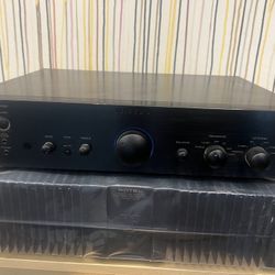 Rotel rc 1560       Rotel rmb1048 amplifier
