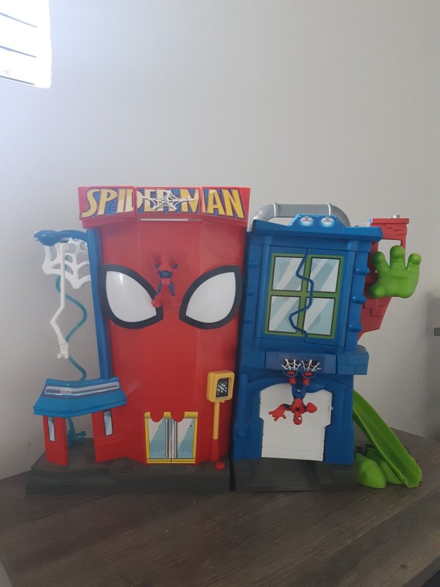 Marvel Spider Man Stunt City Playset