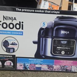Ninja Foodi pressure Cooker. Brand New! 