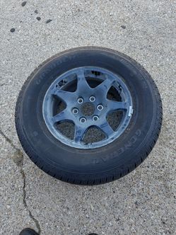 Chevrolet GMC spare rim with tire size 17 six lugs
