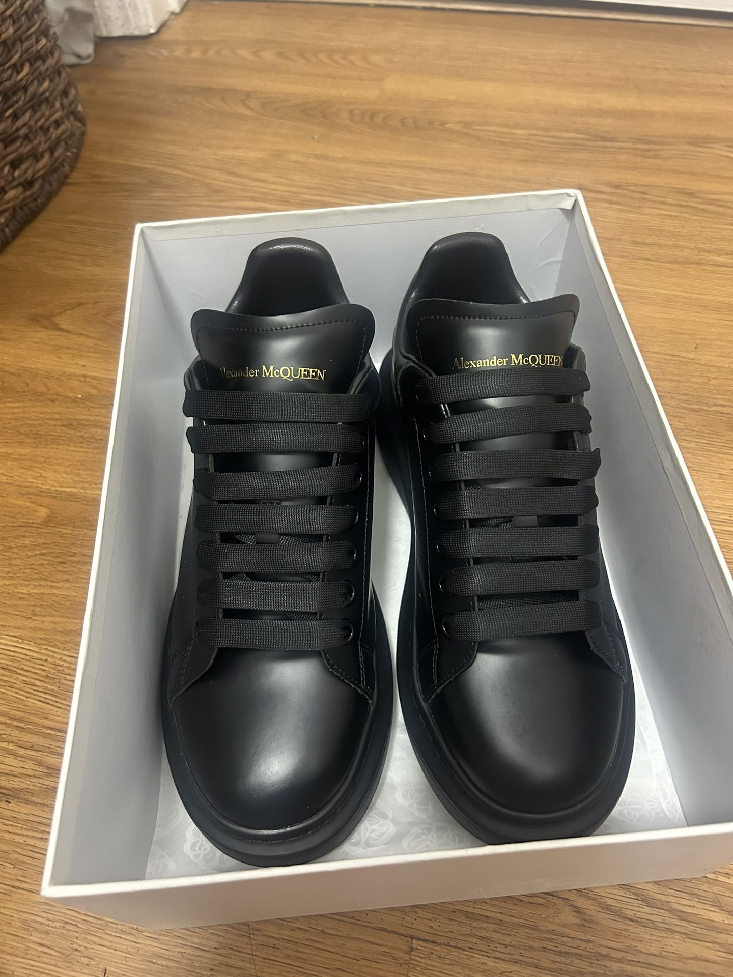 Alexander Mcqueen Size 42