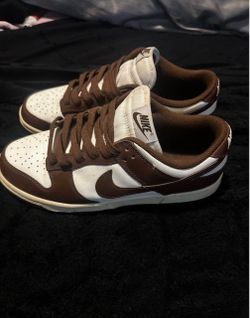 Brown dunks