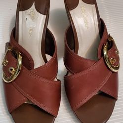 Daisy Fuentes Cognac Leather Wedge Sandals, 8M