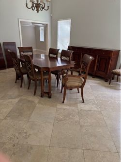 Dining set