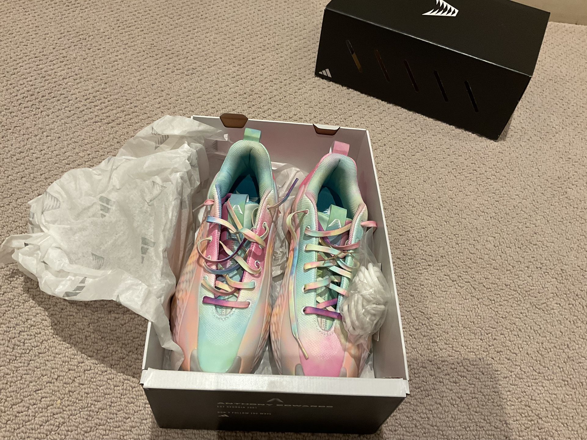 AE1 Basketball Shoes Only Used For A Week Also Trades