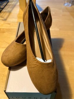Journee Collection Tan Suede Ballet Flats