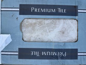 Tile Cancún Beige 12+24.     80 Pies Cuandrado 