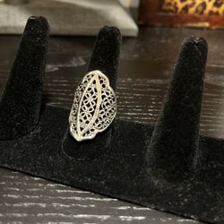 New! Ladies Fashion Ring