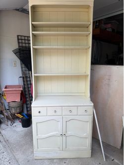 Garage Sale 7-18-26 88 Constitution Way Morristown 9-4