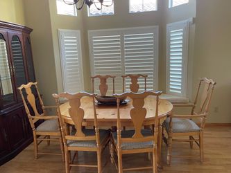 Dinning table