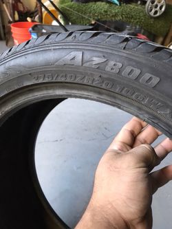 Tire 275/40R20
