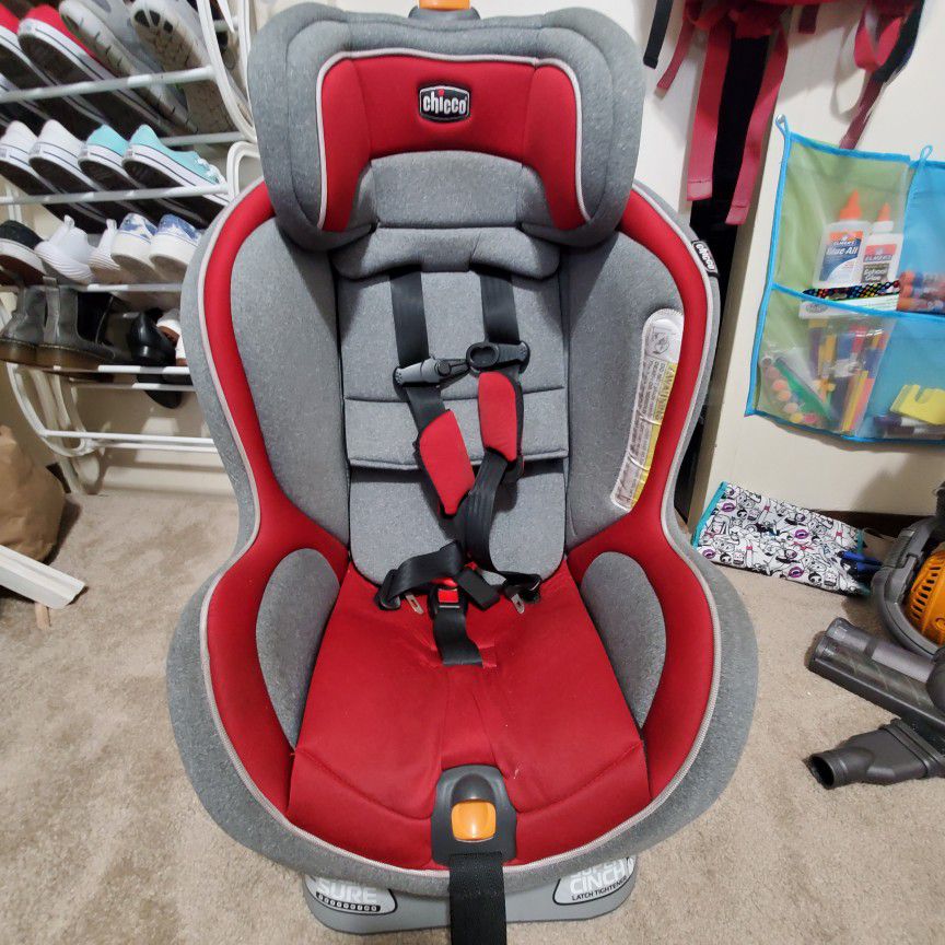 Chicco Baby Child Seat.