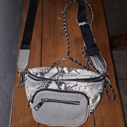 Steve madden discount bsummit belt bag