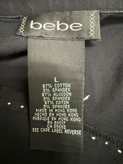 Bebe large black button up w white stitching