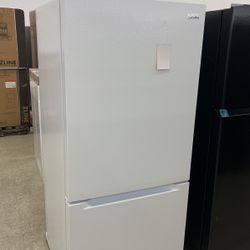 New 30” Midea Bottom Freezer Refrigerator - Financing With $53 Down Payment 