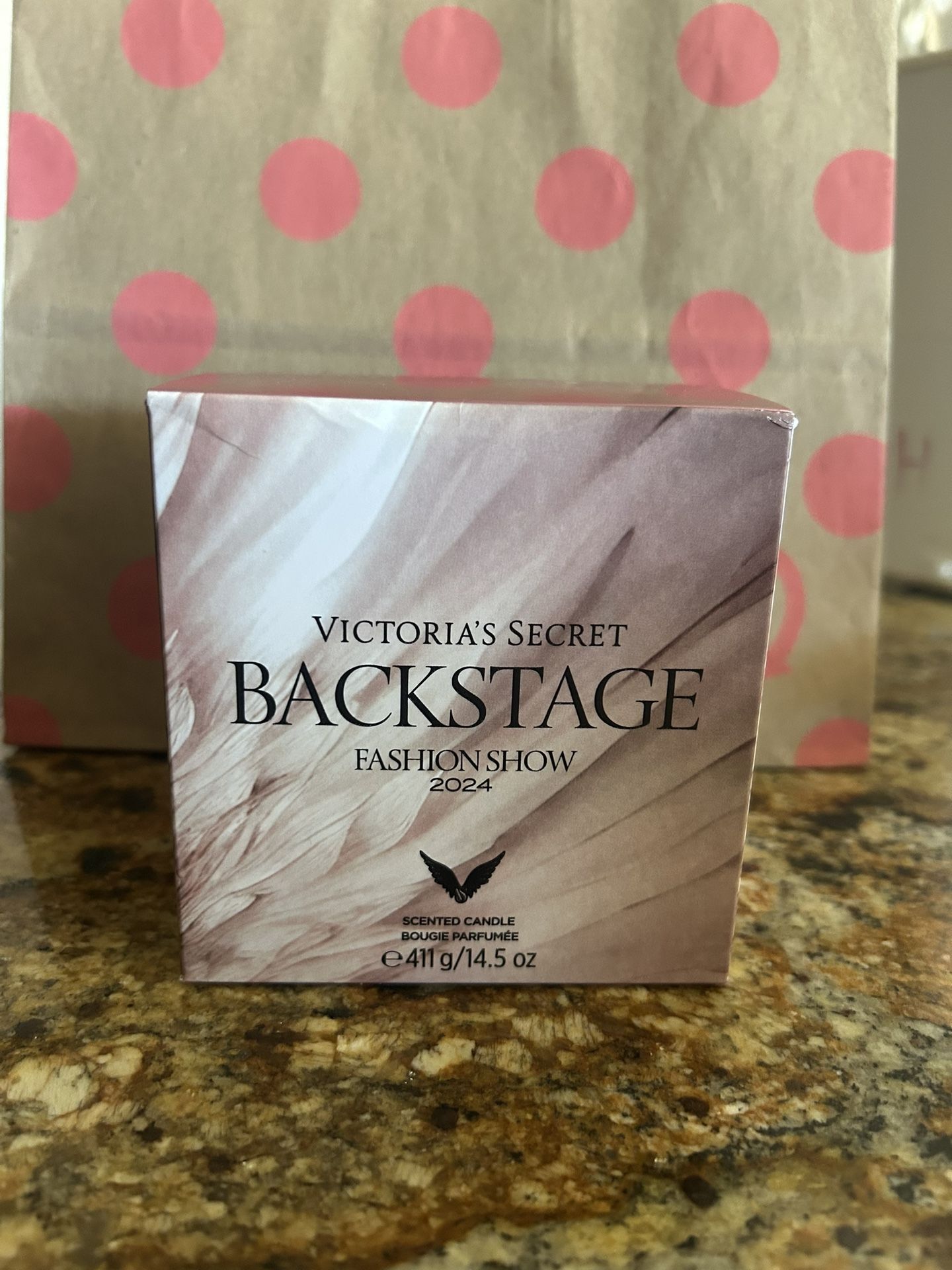 Victorias Secret Backstage Scented Candle