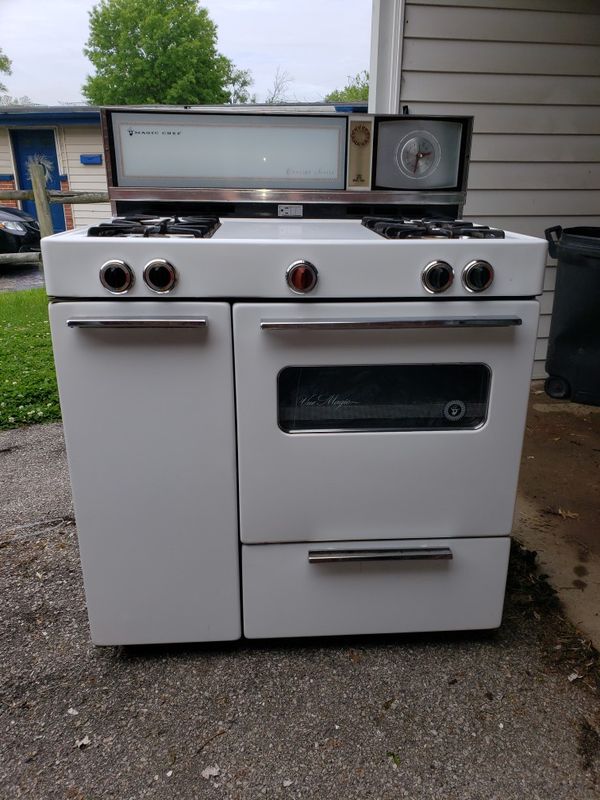 Vintage Magic Chef Gas Oven for Sale in St. Louis, MO OfferUp