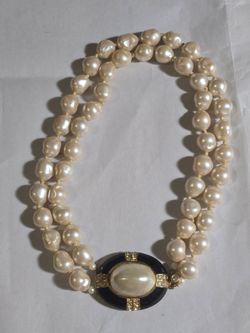 Vintage 1980s Faux Pearl Double Strand Statement Necklace
