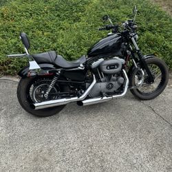 Harley Davidson 1200 Sportster low miles