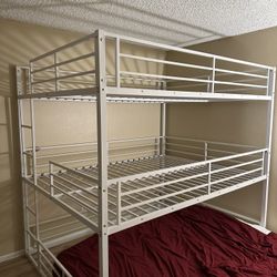 Brand New!! White Metal Triple Bunk Queen Over Queen Over Queen 