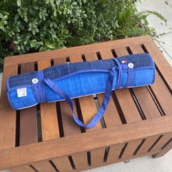 Tommy Hil Beach Roll Up Mat