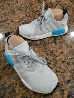 ADIDAS Boost S80207 LIGHT GRAY WHITE BLUE SNEAKERS Athletic Comfort Shoes 5 US