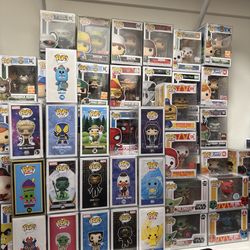 💥 Funko Pops! Anime, Freddy, Star Wars, Marvel & More – Majority Mint Condition – Deals on Bundles!