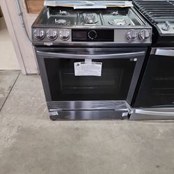 Samsung 5burner Self Cleaning Air Fry And Convention Oven Slide In Gas Range 