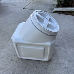 Dog Food Container 
