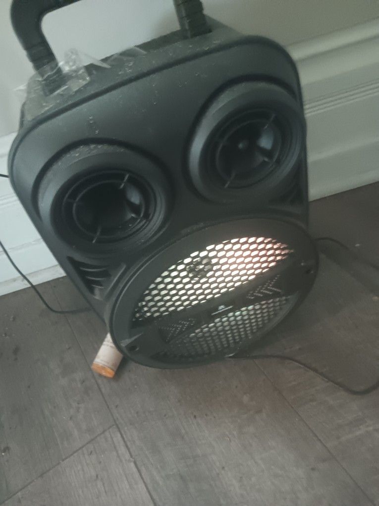 Loud Blutooth Speaker Wit Mic