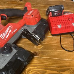 🔥Milwaukee Bandsaw