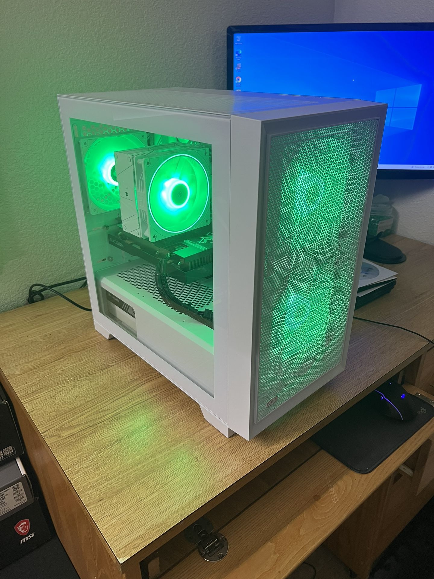 Custom PC i7 12700K 32GB DDR4 RX 6600XT GPU 1TB SSD 2TB HDD