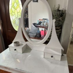 Mirror Desk