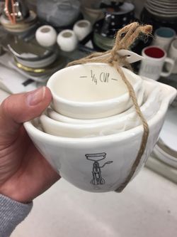 Rae Dunn measuring cups for trade for Sale in Long Beach, CA - OfferUp