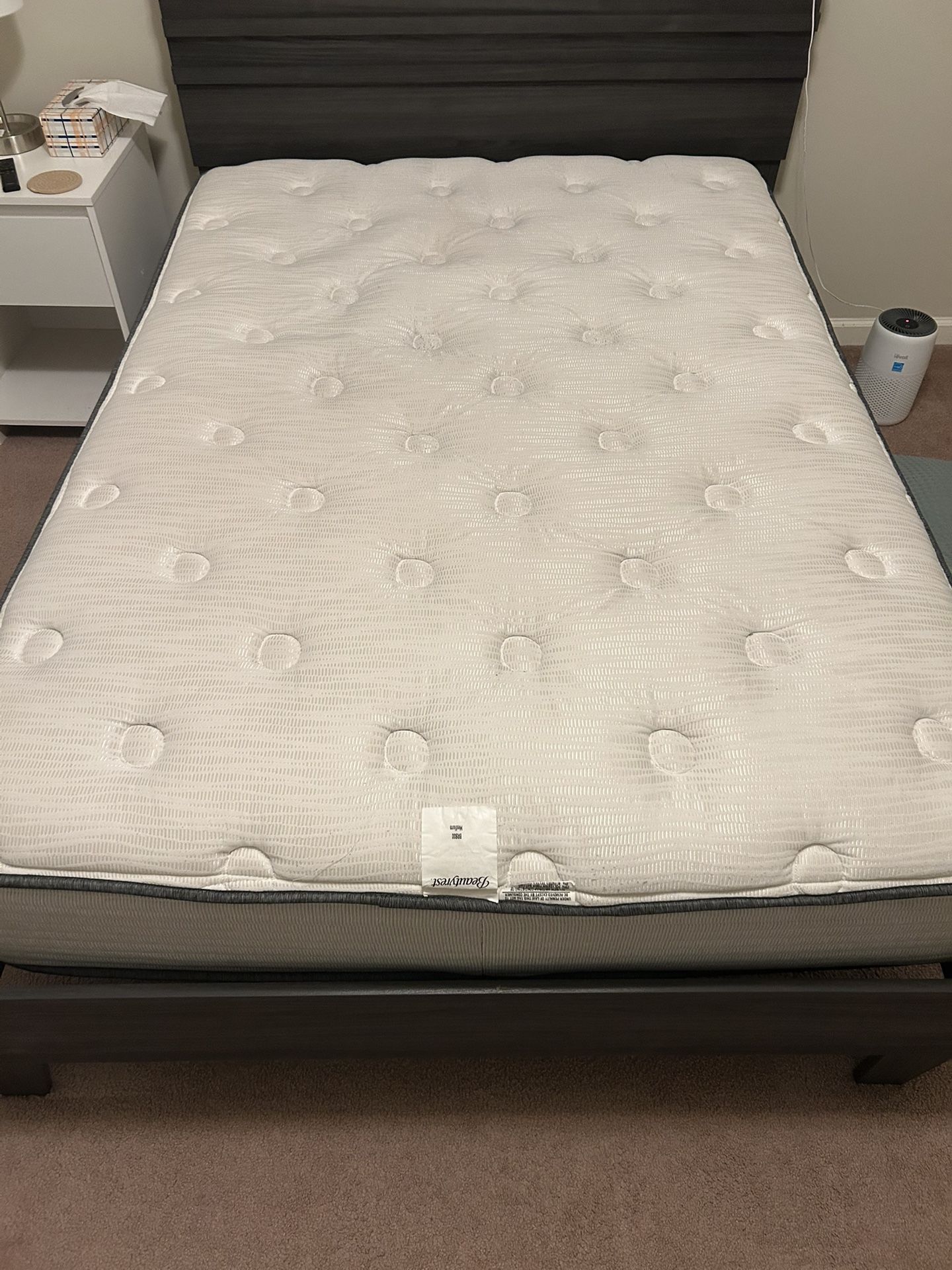 Full Size Bed