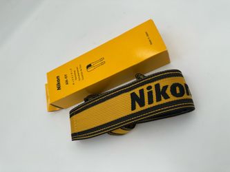 Brand New Nikon AN-6Y Camera Neck strap in Box