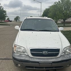 2005 KIA Sedona