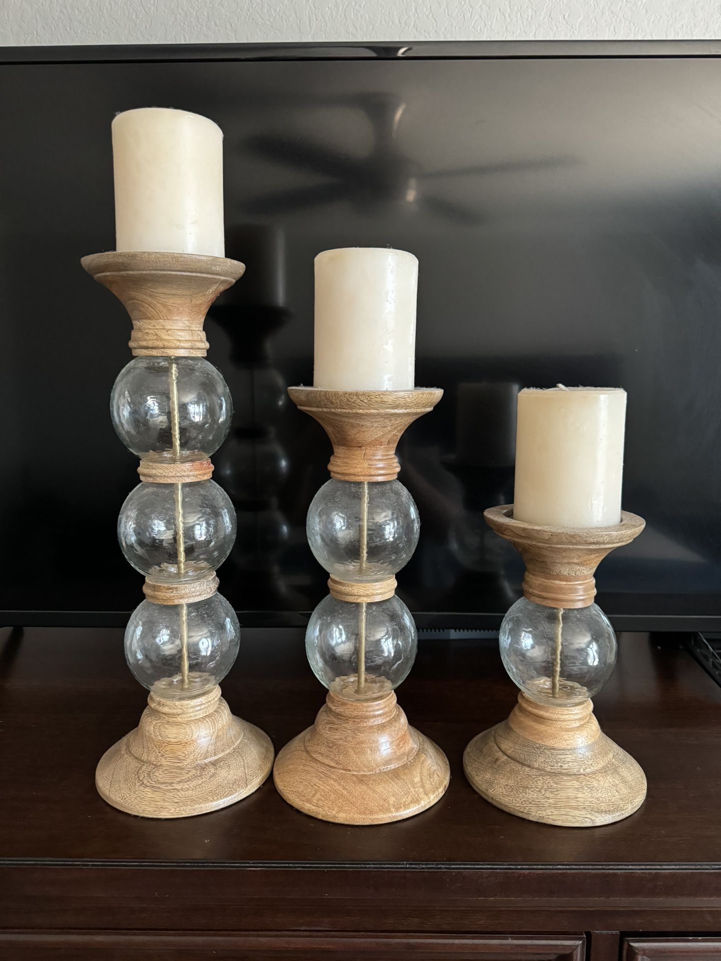 Candle pillars