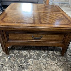 Coffee Table In Very Good Condition 