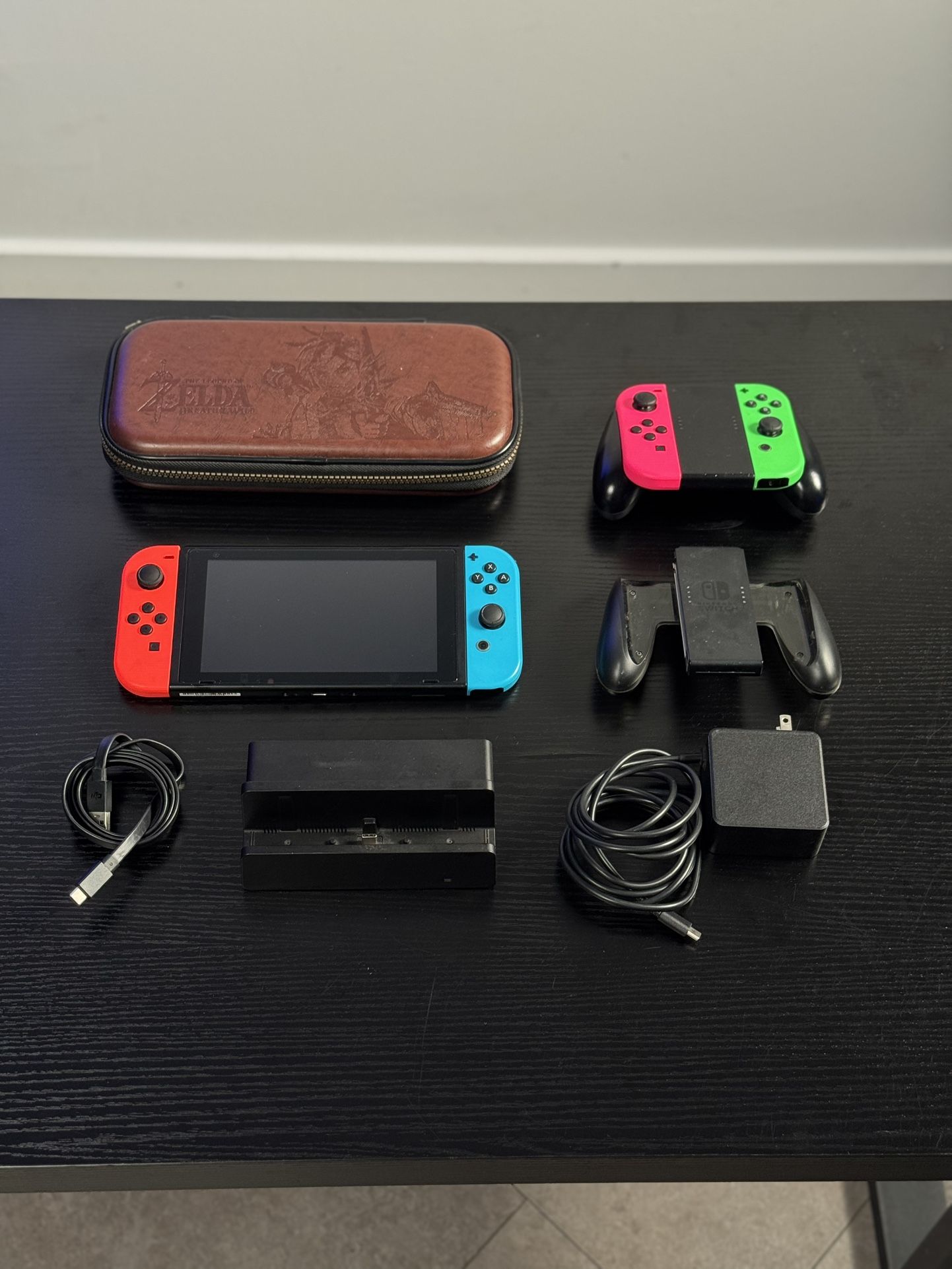Nintendo Switch (1st Gen) Bundle β $250 OBO