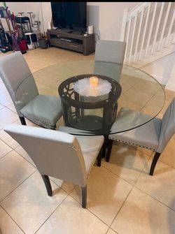 Dining set and matching sideboard