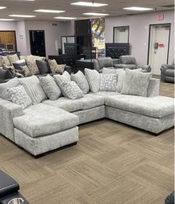 Large Gray Chenille U-Shaped Sectional Sofa