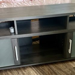 Corner TV Stand
