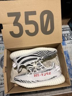 Yeezy 350 Zebra