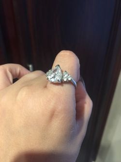 Fashion jewelry ring size 8 .. $5