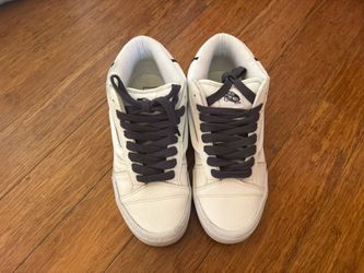 Vans “Knu Mid” Sneaker in white