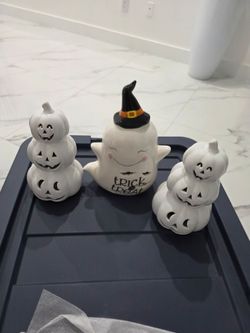 Halloween Decor