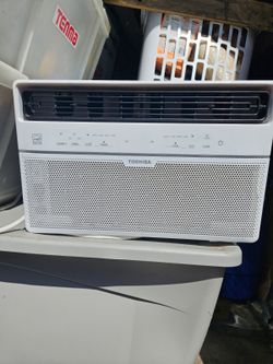 Toshiba Air Conditioner With remote