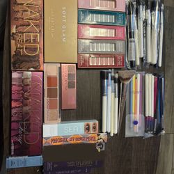 High End Makeup Bundle 